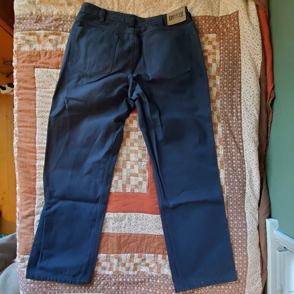 DULUTH TRADING COMPANY Size 38X32 Jeans. Navy. LNPWC. - Picture 2 of 11